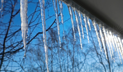 Ice dams