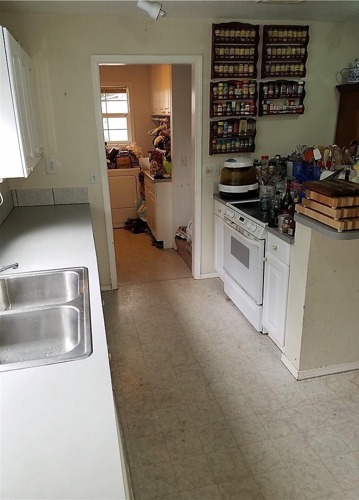 Before mold remove in kitchen